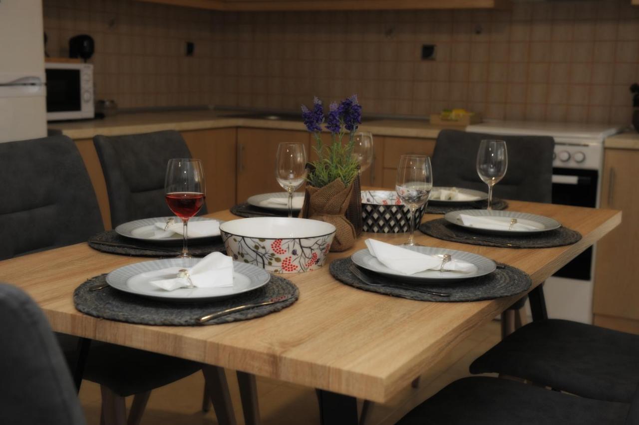 Onar Luxury Apartment Néa Péramos المظهر الخارجي الصورة